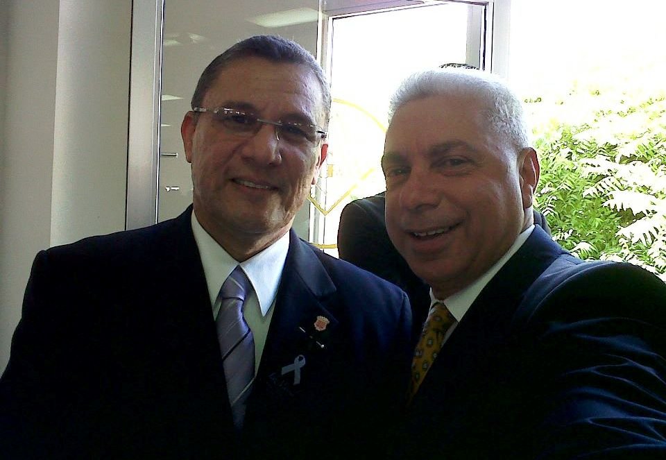 Danilo Almanzar con el Dr Miguel Guarocuya Cabral